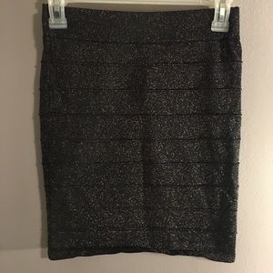 Forever 21 - Black with Gold Stretchy Skirt